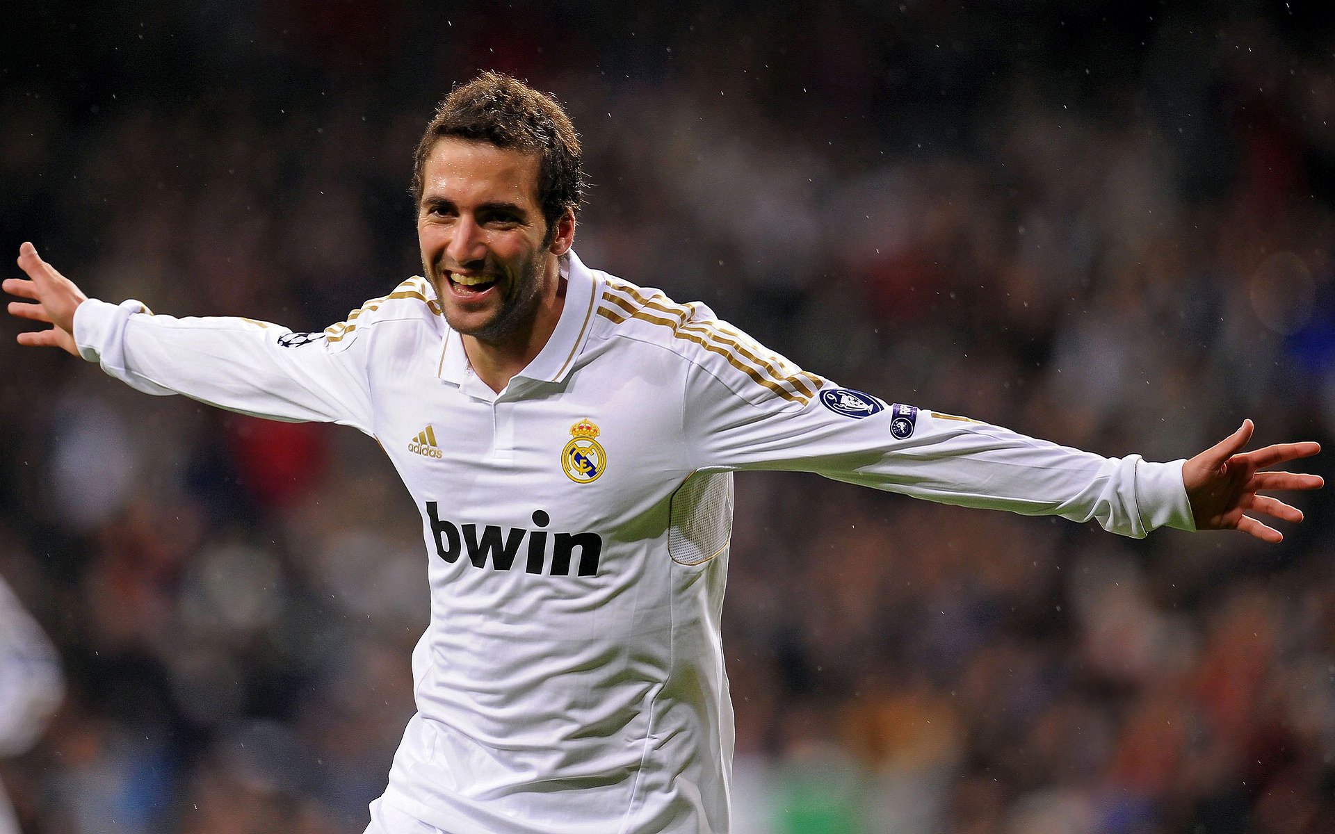 上海海港能否中超三连冠?北京国安变成保级裁决官,中超上海海港vs北京国安